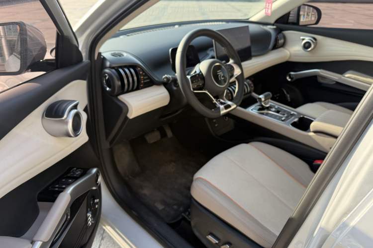 Used BYD Yuan PLUS 2023 Champion Edition 510KM Leading Model Interior 10
