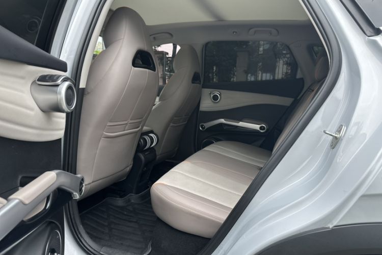 Used BYD Yuan PLUS 2023 Champion Edition 510KM Superior Model Interior 2