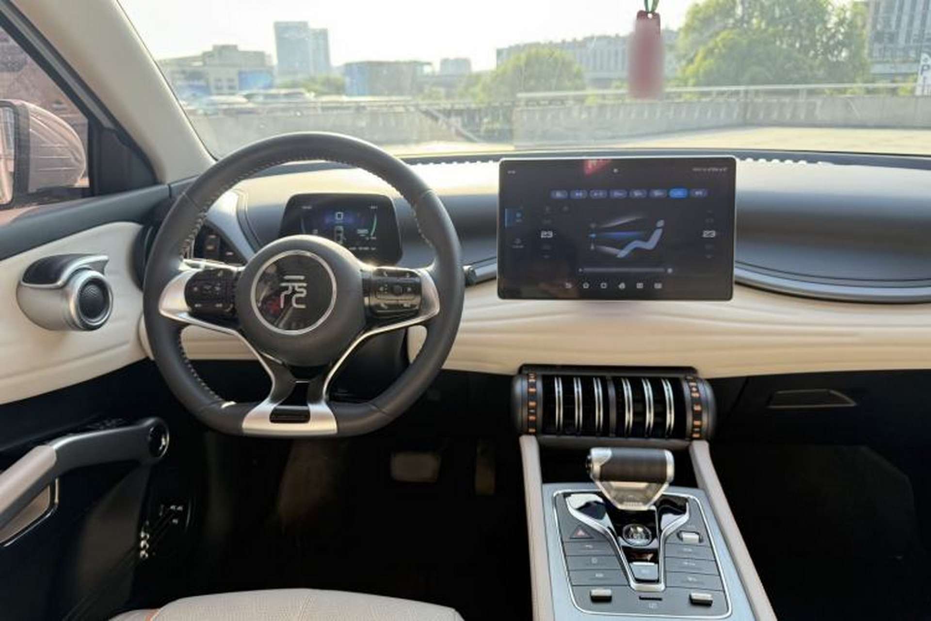 Used BYD Yuan PLUS 2023 Champion Edition 510KM Leading Model Interior 7