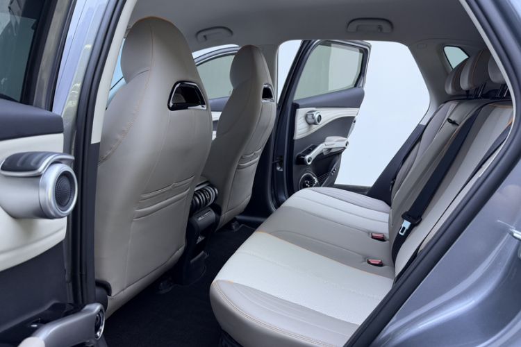 Used BYD Yuan PLUS 2023 Champion Edition 430KM Leading Model Interior 7