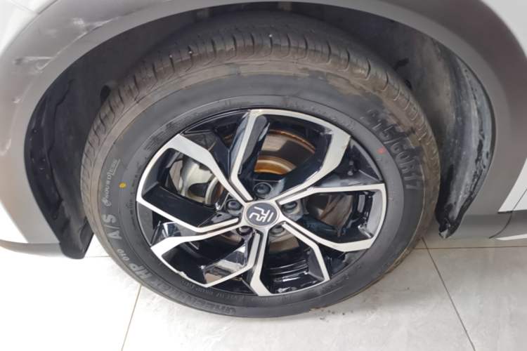 Used BYD Yuan PLUS 2023 Champion Edition 430KM Superior Model Left Front Wheel Hub
