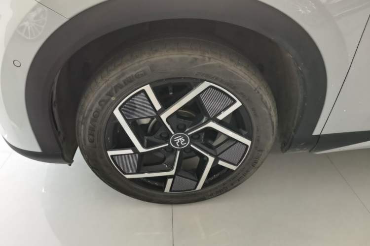 Used BYD Yuan PLUS 2023 Champion Edition 510KM Excellence Model Left Front Wheel Hub