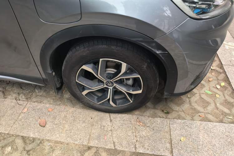 Used BYD Yuan PLUS 2023 Champion Edition 430KM Leading Model Right Front Wheel Hub
