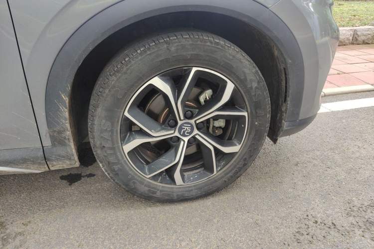 Used BYD Yuan PLUS 2023 Champion Edition 430KM Leading Model Right Front Wheel Hub
