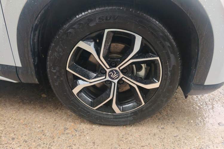 Used BYD Yuan PLUS 2023 Champion Edition 430KM Leading Model Right Front Wheel Hub
