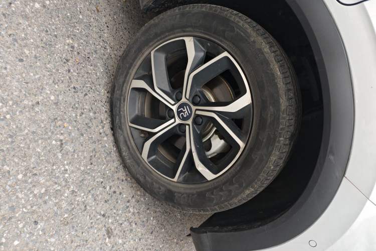 Used BYD Yuan PLUS 2023 Champion Edition 510KM Leading Model Right Front Wheel Hub