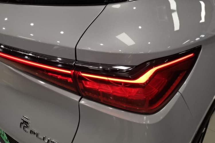 Used BYD Yuan PLUS 2023 Champion Edition 510KM Superior Model Right Rear Taillight