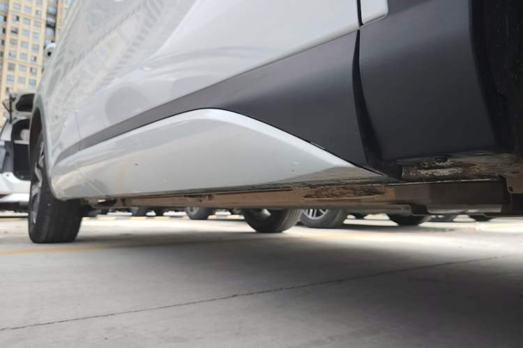 Used BYD Yuan PLUS 2023 Champion Edition 430KM Leading Model Right Side Sill