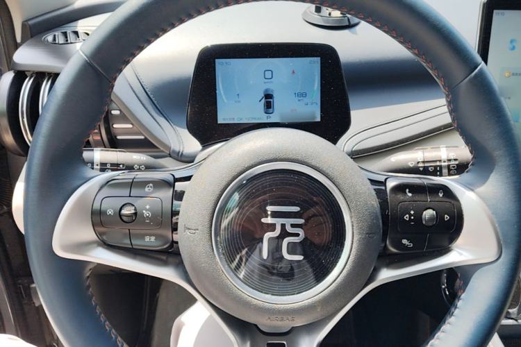 Used BYD Yuan PLUS 2023 Champion Edition 510KM Leading Model Steering Wheel