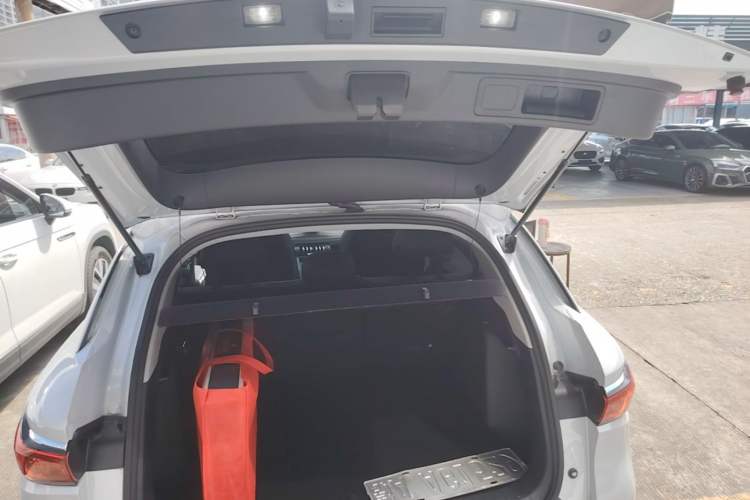 Used BYD Yuan PLUS 2023 Champion Edition 510KM Leading Model Trunk