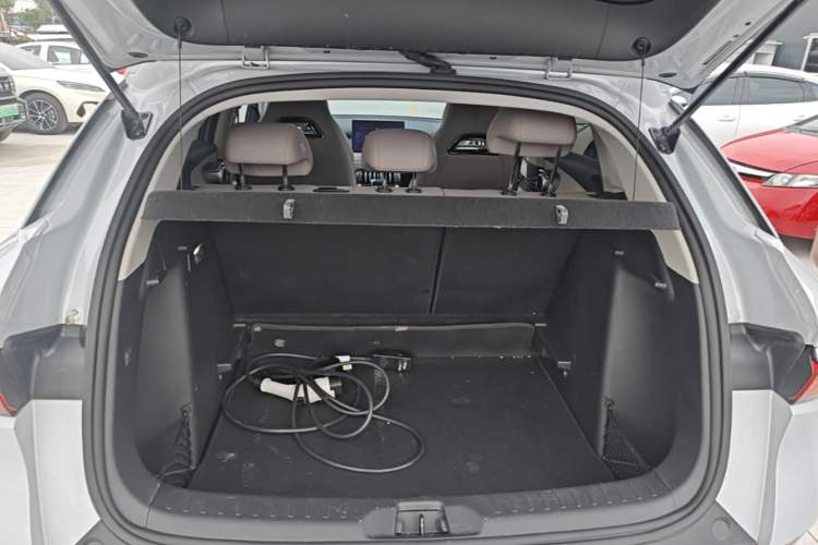 Used BYD Yuan PLUS 2023 Champion Edition 430KM Superior Model Trunk