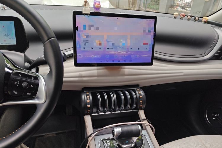Used BYD Yuan PLUS 2023 Champion Edition 430KM Leading Model Audio And AC Panel