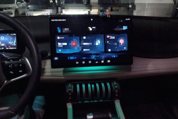 Used BYD Yuan PLUS 2023 Champion Edition 510KM Excellence Model Audio And AC Panel