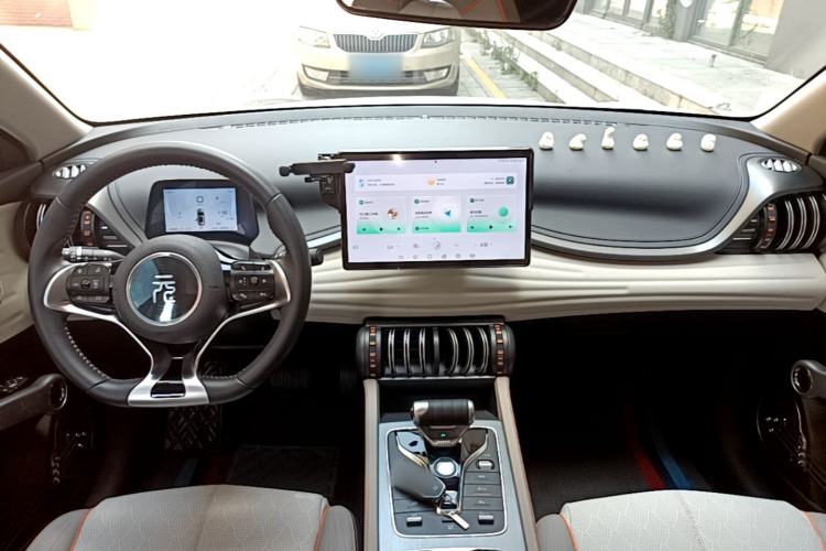 Used BYD Yuan PLUS 2023 Champion Edition 430KM Superior Model Center Console