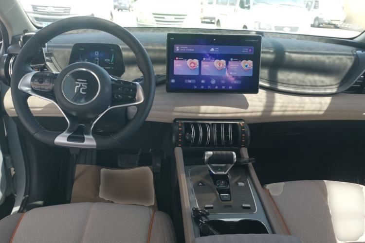 Used BYD Yuan PLUS 2023 Champion Edition 510KM Leading Model Center Console