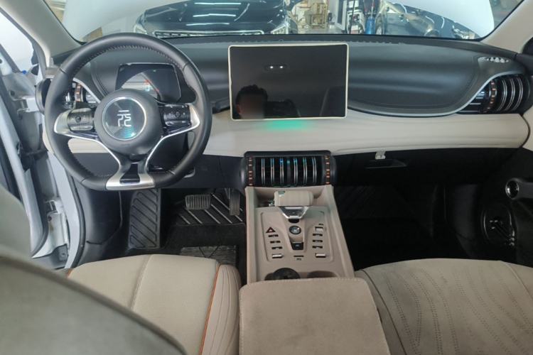Used BYD Yuan PLUS 2023 Champion Edition 430KM Leading Model Center Console