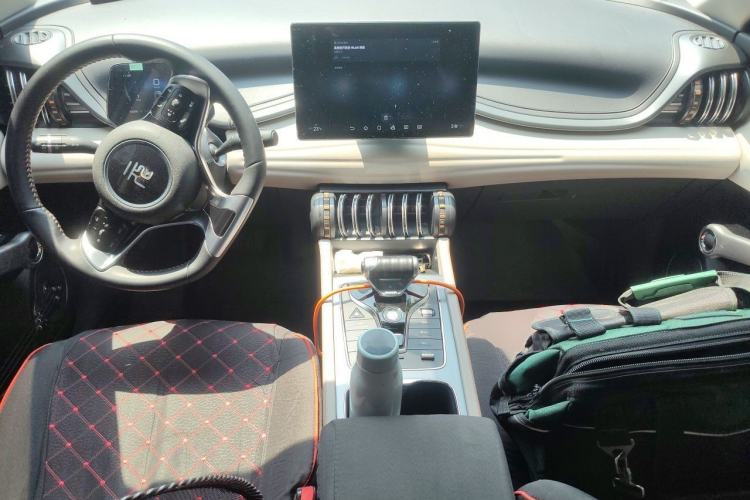 Used BYD Yuan PLUS 2023 Champion Edition 510KM Leading Model Center Console