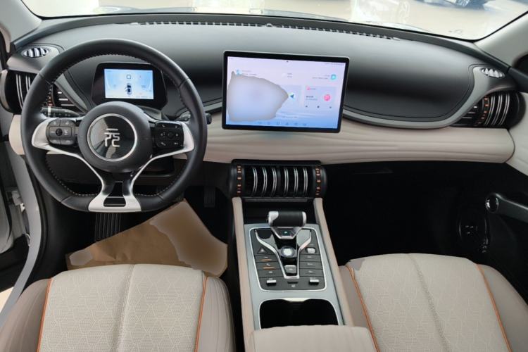 Used BYD Yuan PLUS 2023 Champion Edition 510KM Superior Model Center Console