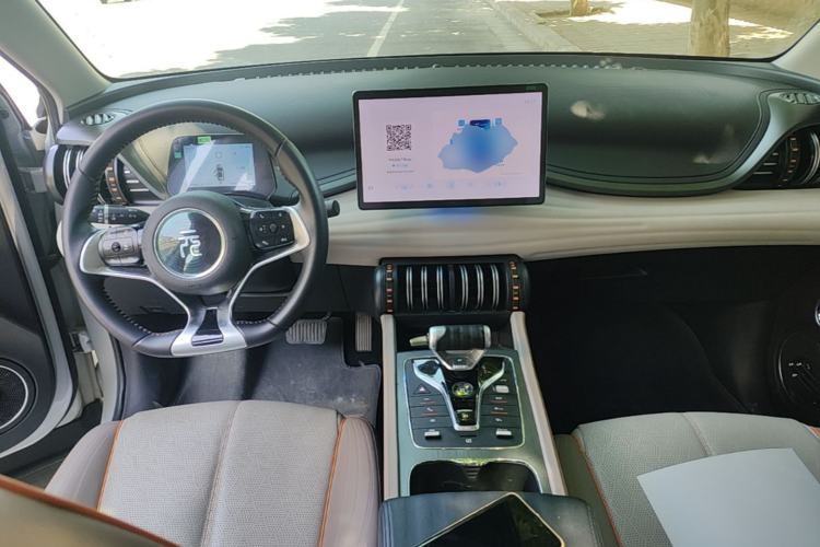 Used BYD Yuan PLUS 2023 Champion Edition 510KM Superior Model Center Console