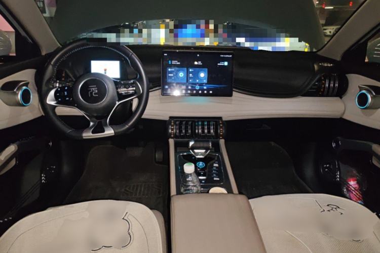 Used BYD Yuan PLUS 2023 Champion Edition 430KM Superior Model Center Console