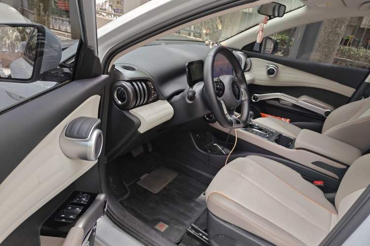 Used BYD Yuan PLUS 2023 Champion Edition 430KM Leading Model Driver Seat