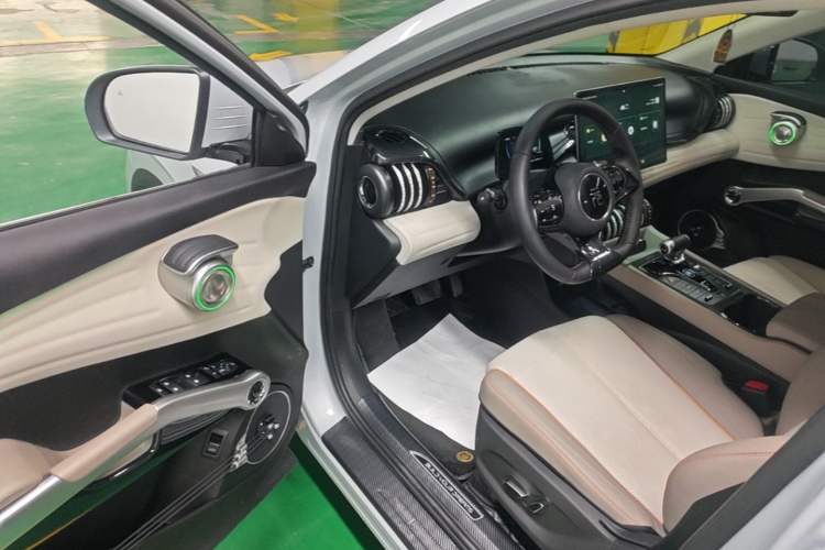 Used BYD Yuan PLUS 2023 Champion Edition 510KM Excellence Model Driver Seat