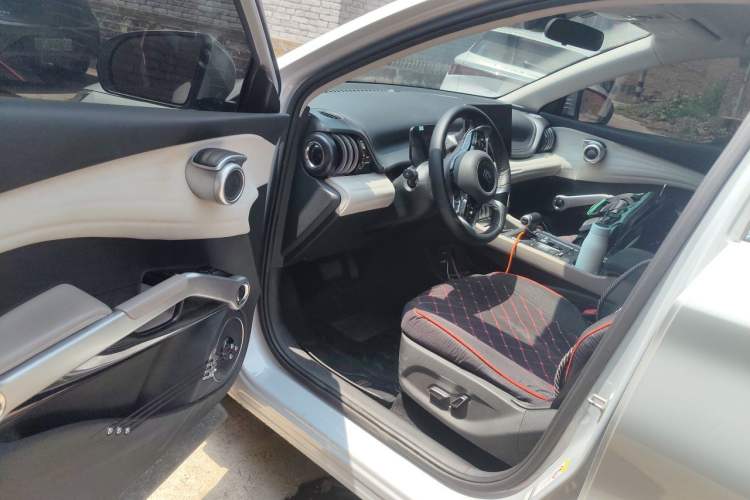 Used BYD Yuan PLUS 2023 Champion Edition 510KM Leading Model Driver Seat