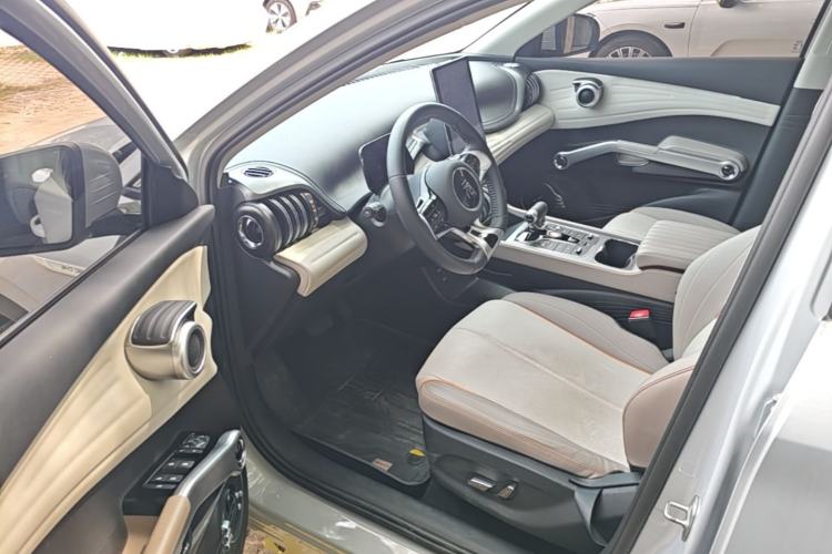 Used BYD Yuan PLUS 2023 Champion Edition 510KM Leading Model Driver Seat