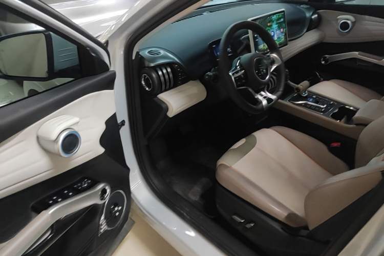 Used BYD Yuan PLUS 2023 Champion Edition 510KM Superior Model Driver Seat