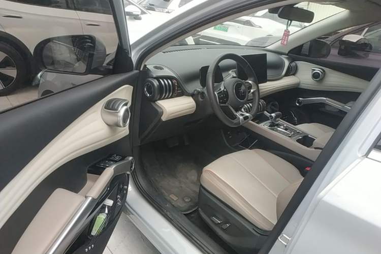 Used BYD Yuan PLUS 2023 Champion Edition 510KM Leading Model Driver Seat