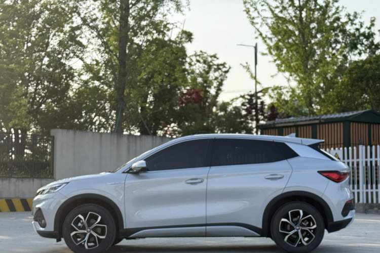 Used BYD Yuan PLUS 2023 Champion Edition 510KM Leading Model Exterior 2