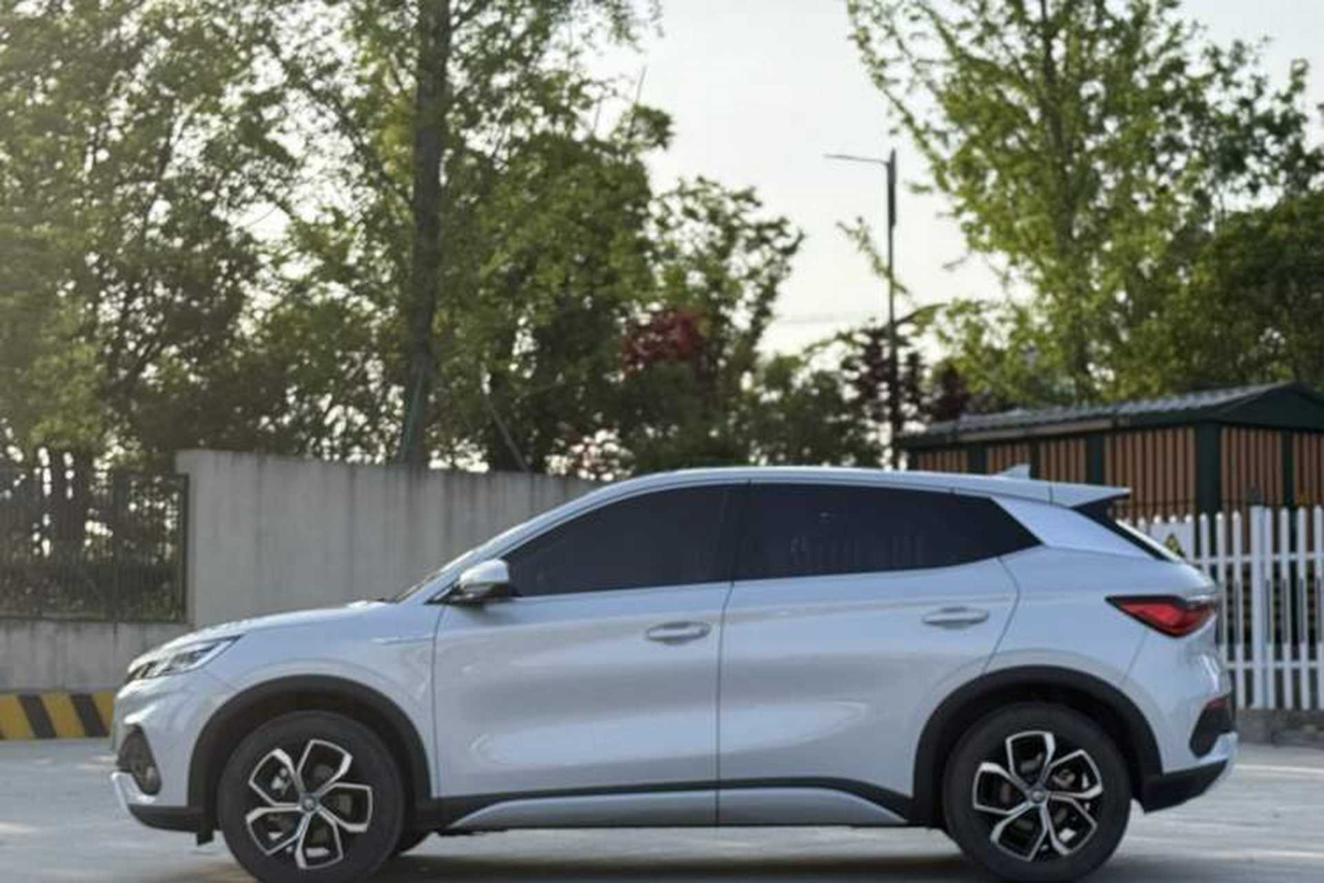 Used BYD Yuan PLUS 2023 Champion Edition 510KM Leading Model Exterior 2