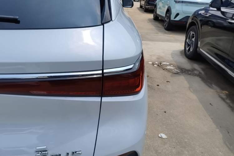 Used BYD Yuan PLUS 2023 Champion Edition 430KM Superior Model Exterior 3