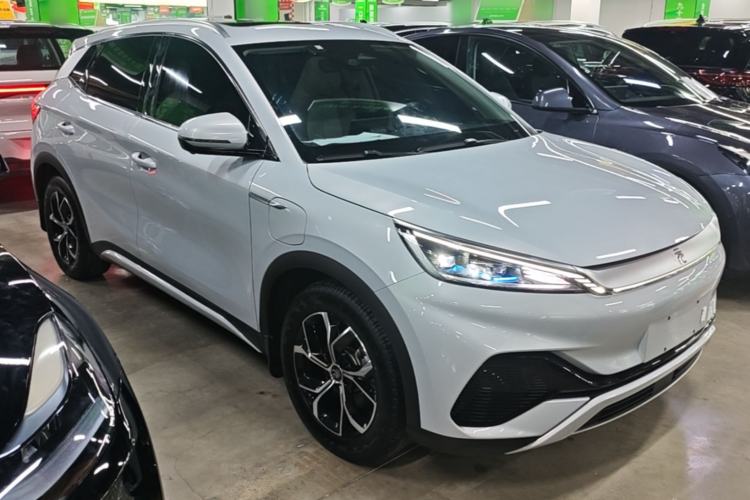 Used BYD Yuan PLUS 2023 Champion Edition 430KM Superior Model Front Right 45 Deg