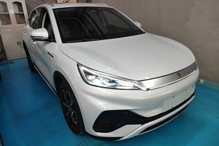 Used BYD Yuan PLUS 2023 Champion Edition 430KM Superior Model Front Right 45 Deg