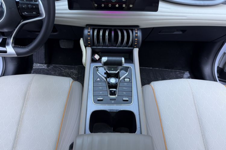 Used BYD Yuan PLUS 2023 Champion Edition 510KM Excellence Model Gear Lever
