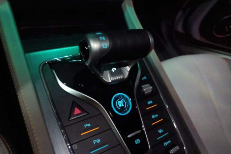 Used BYD Yuan PLUS 2023 Champion Edition 510KM Excellence Model Gear Lever