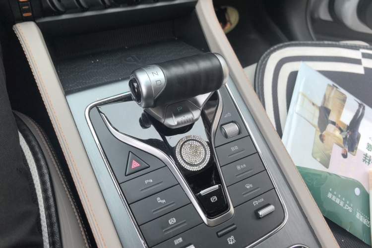 Used BYD Yuan PLUS 2023 Champion Edition 510KM Superior Model Gear Lever