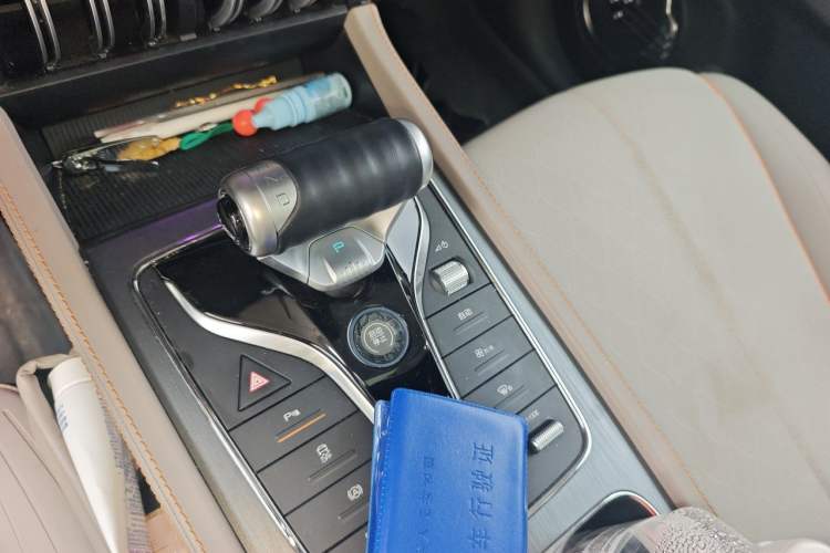 Used BYD Yuan PLUS 2023 Champion Edition 430KM Superior Model Gear Lever
