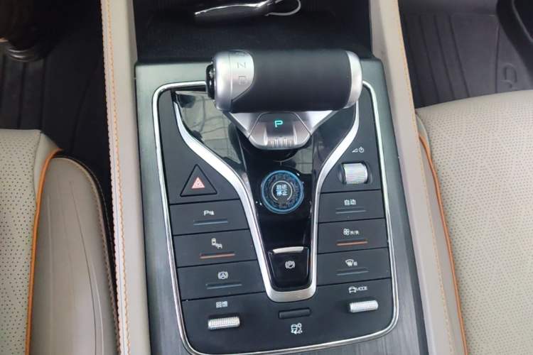 Used BYD Yuan PLUS 2023 Champion Edition 510KM Superior Model Gear Lever