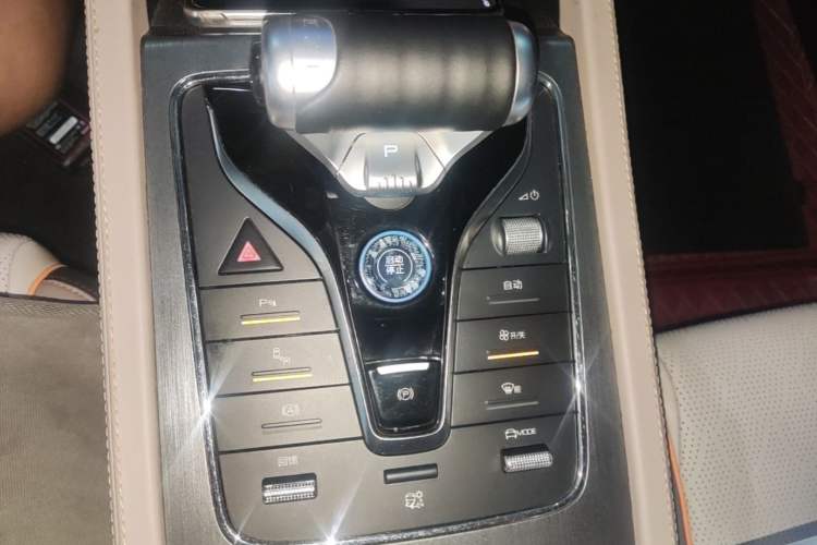 Used BYD Yuan PLUS 2023 Champion Edition 510KM Superior Model Gear Lever