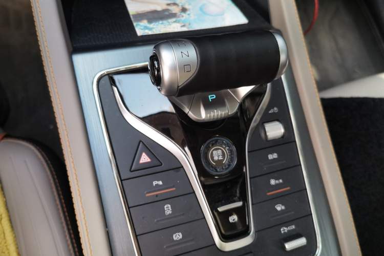 Used BYD Yuan PLUS 2023 Champion Edition 430KM Superior Model Gear Lever