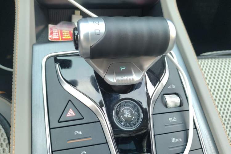 Used BYD Yuan PLUS 2023 Champion Edition 430KM Superior Model Gear Lever