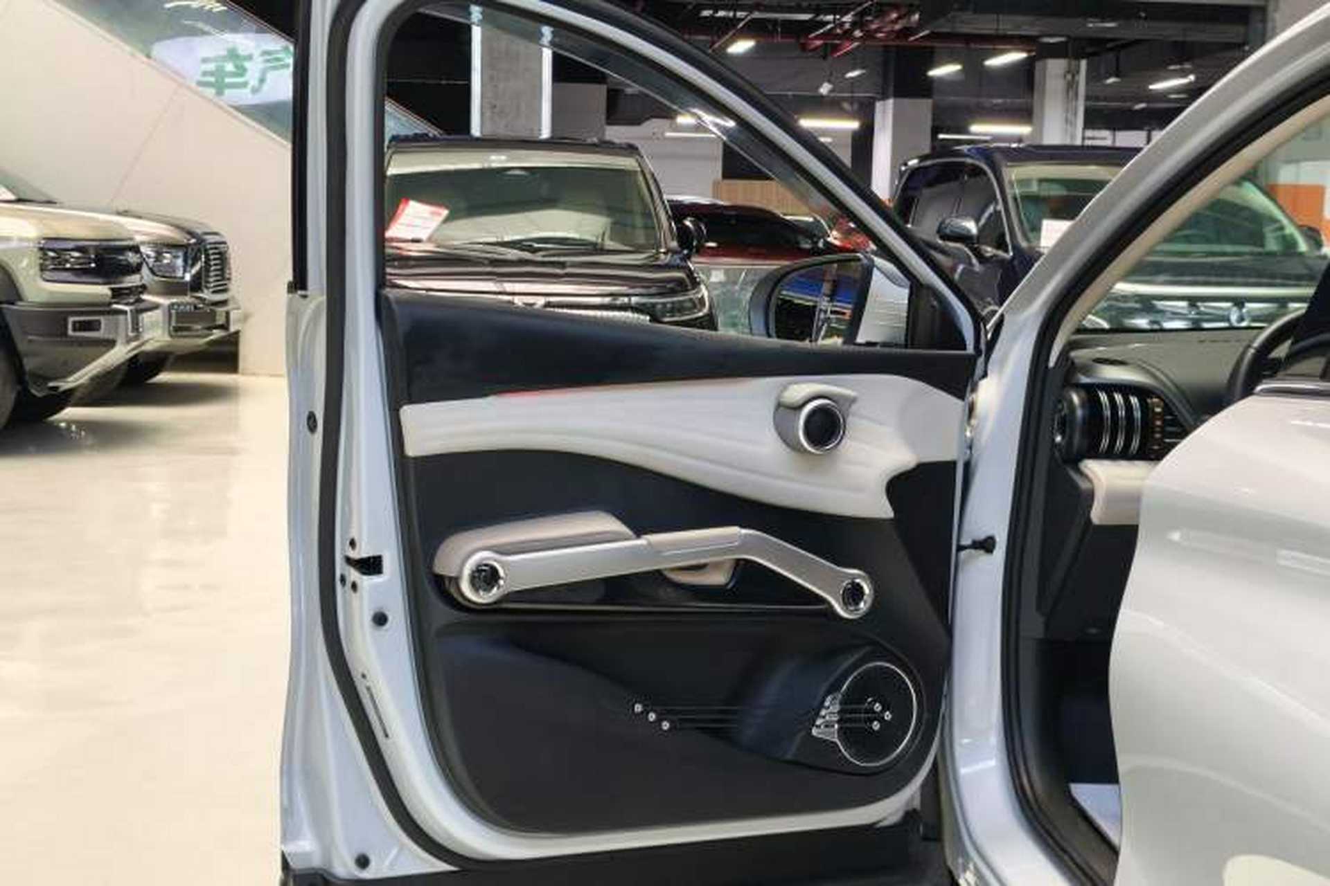 Used BYD Yuan PLUS 2023 Champion Edition 510KM Leading Model Interior 1