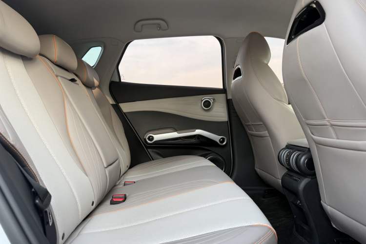 Used BYD Yuan PLUS 2023 Champion Edition 510KM Leading Model Interior 1