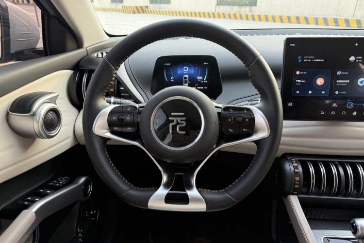 Used BYD Yuan PLUS 2023 Champion Edition 510KM Leading Model Interior 6