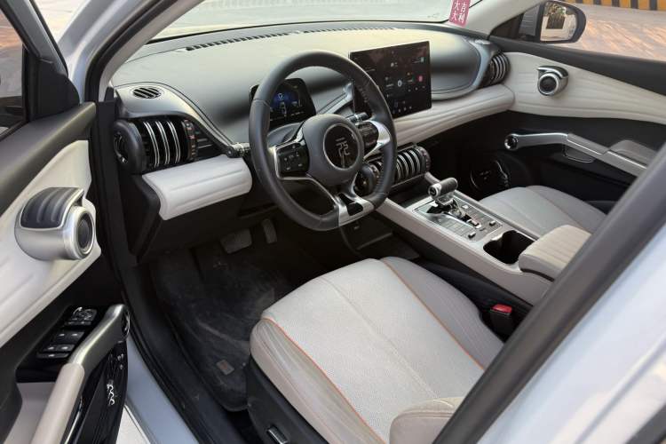 Used BYD Yuan PLUS 2023 Champion Edition 510KM Leading Model Interior 7