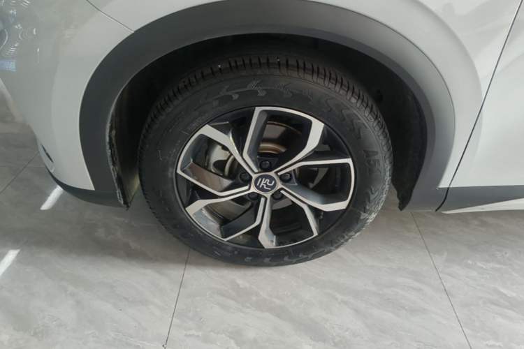 Used BYD Yuan PLUS 2023 Champion Edition 430KM Leading Model Left Front Wheel Hub