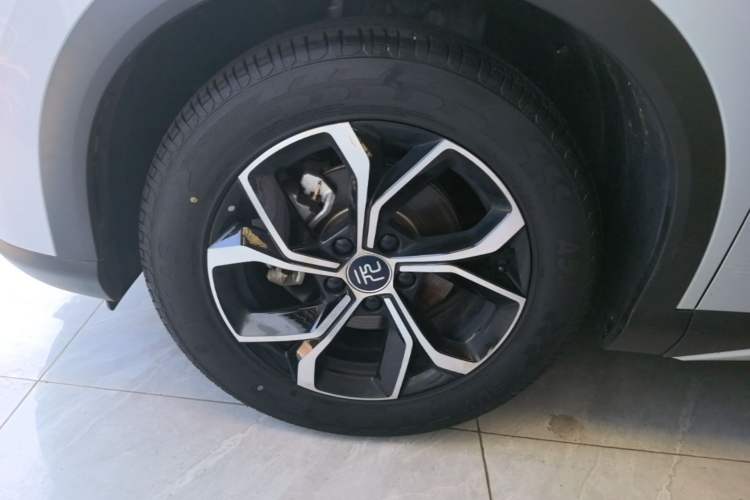 Used BYD Yuan PLUS 2023 Champion Edition 430KM Leading Model Left Front Wheel Hub