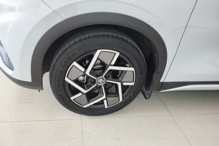 Used BYD Yuan PLUS 2023 Champion Edition 510KM Superior Model Left Front Wheel Hub